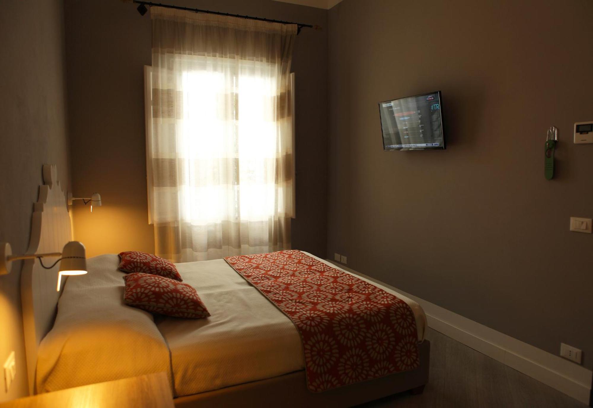 Aegusa Hotel Φαβινιάνα Δωμάτιο φωτογραφία