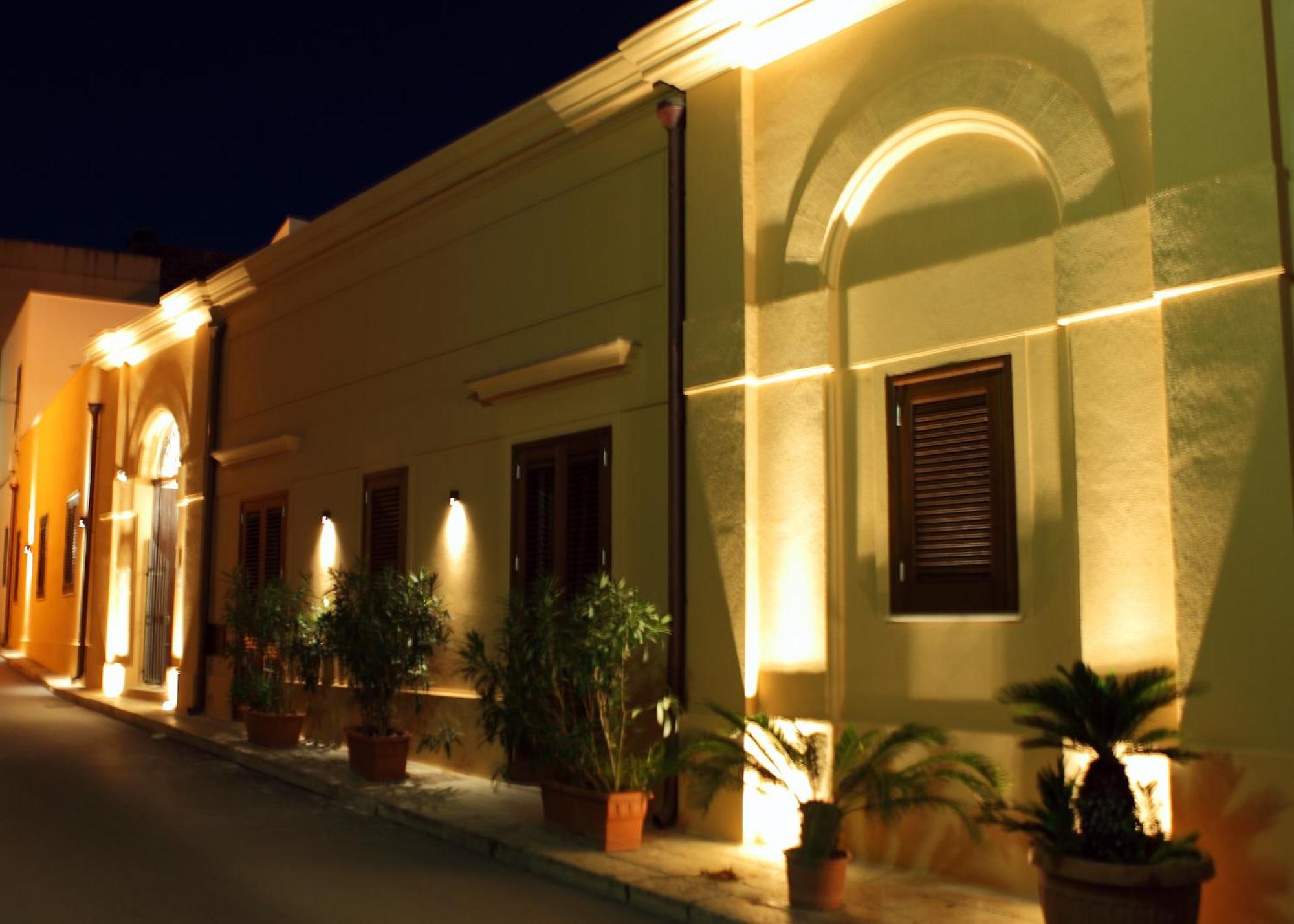 Aegusa Hotel Φαβινιάνα Δωμάτιο φωτογραφία